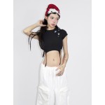 Black button  decoratedT-shirt