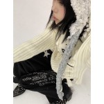 Star white sweater Star white sweater