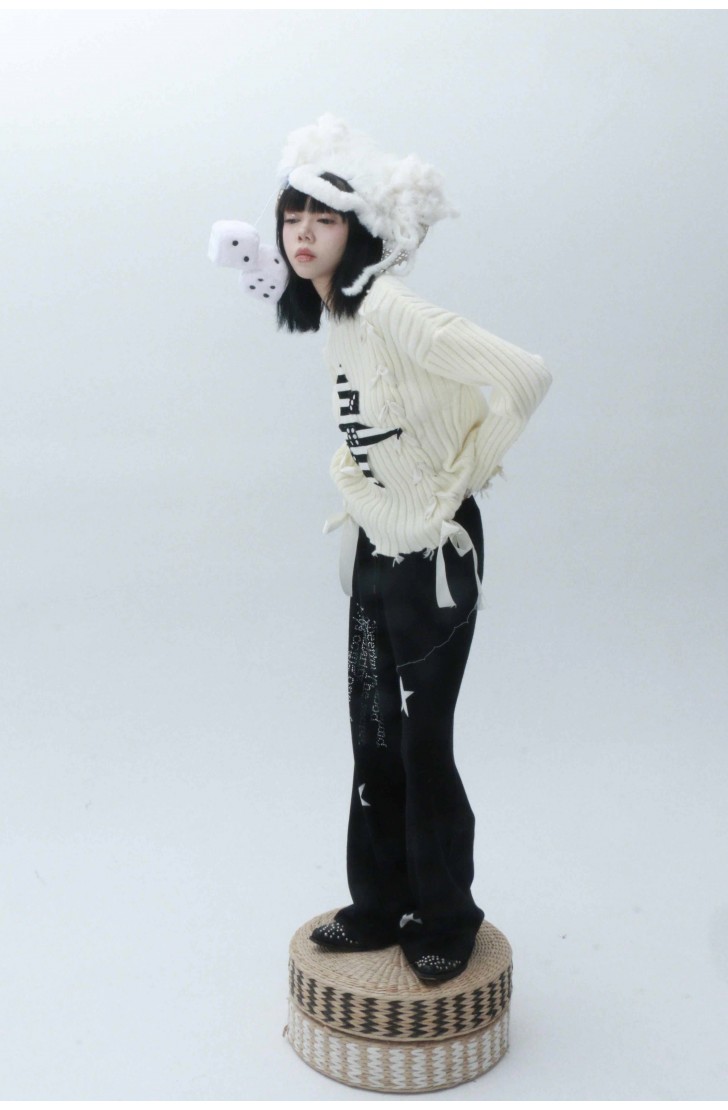 Star white sweater Star white sweater